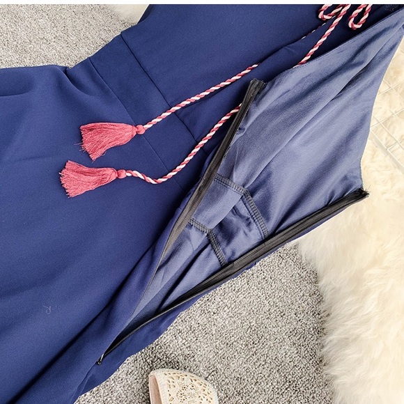 Boho Embroidery Halter Neck Dress - Picture 6 of 8